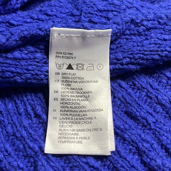 H&m blue crewneck sweater three-quarter length sleeves zips in back size small - Picture 7 of 9
